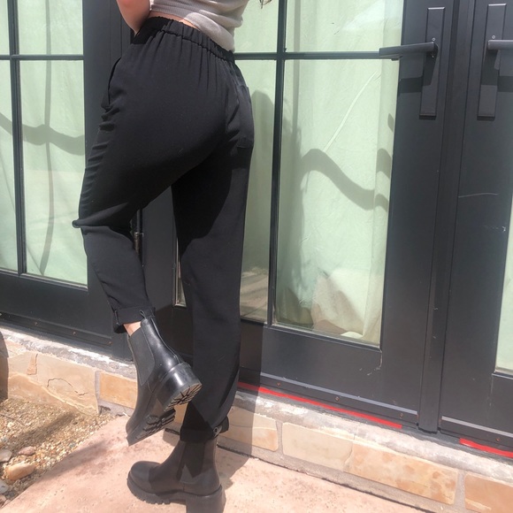 SOLD ON DEPOP. Urban Outfitters black pants - Picture 1 of 3